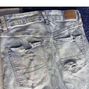 American‎ Eagle extra thrashed distressed ripped holey jeans, 6
